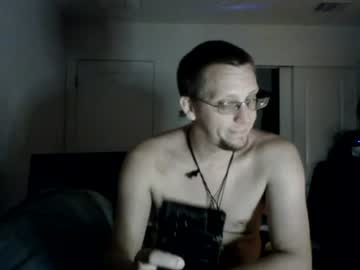 a_bored_dragon 📕 webcam chat