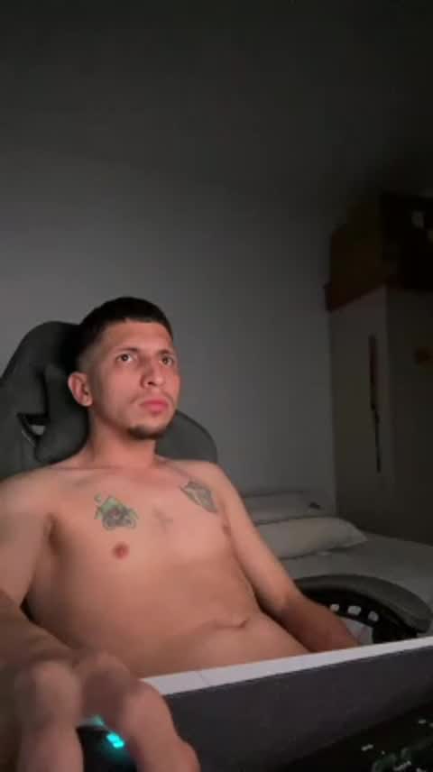alejandropg777 🈯 online naked chat