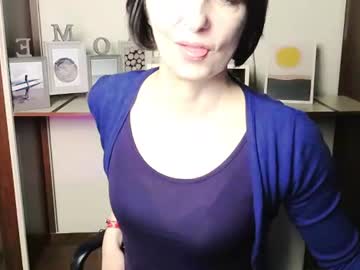angelinalov_ 🥛 live online chat
