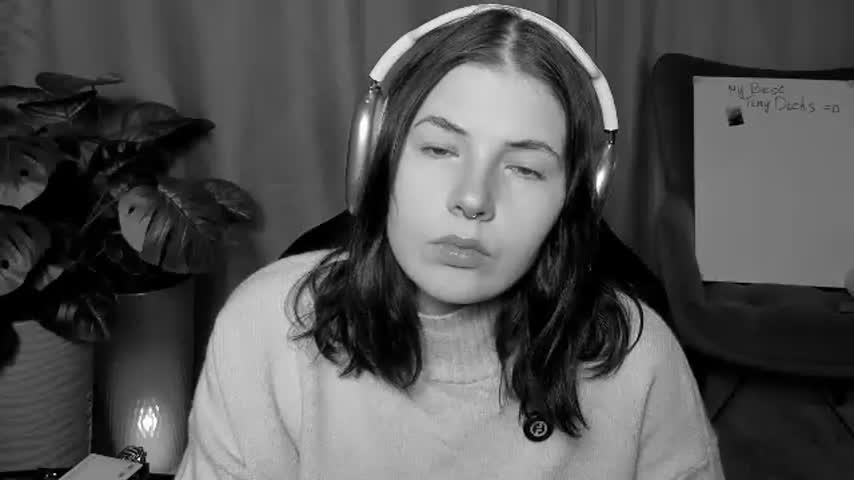 annatrueno 😧 free live stream