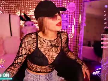 anya_sky_ 🕕 live webcam