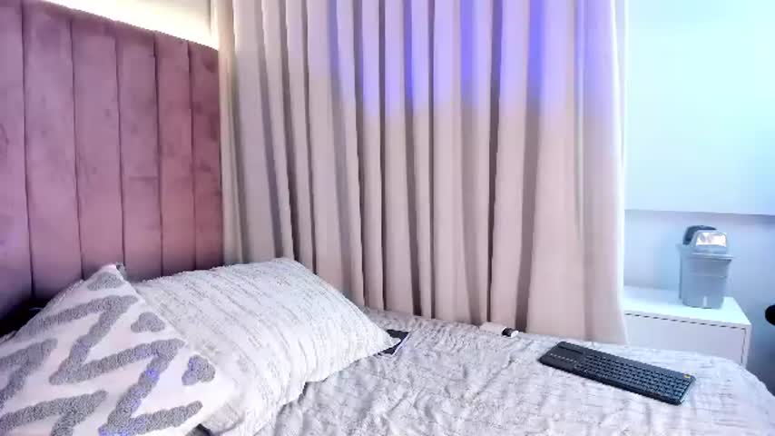 ashley_beaomunt live