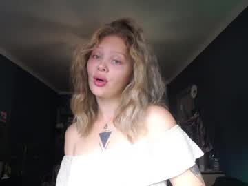 astra_meow246 🤴 online nude cam
