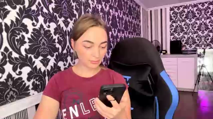 blonde_temptation live