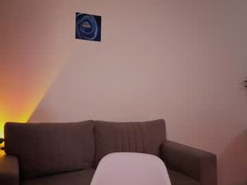 carolinnk live