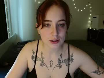 elly_rise 🎅 live nude cam