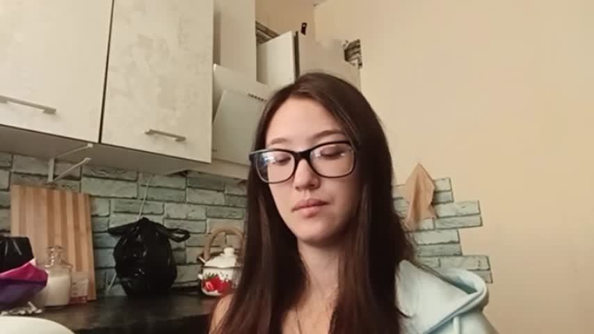 elouisevallian 📼 online webcam