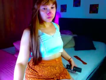 emily_bennett_ live