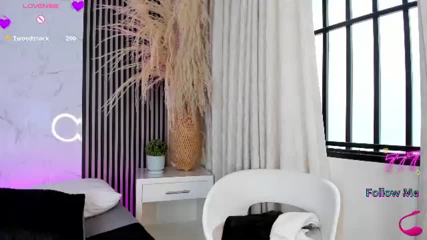 emilyevanss1_ 📇 live sex cam