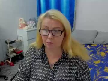 fraumartha 👷 nude webcam chat