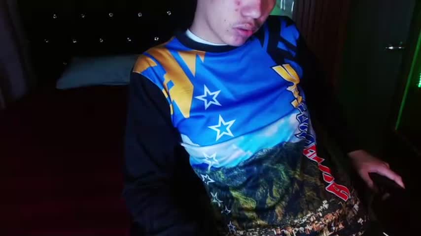 haku_nayro 🤴 live online chat