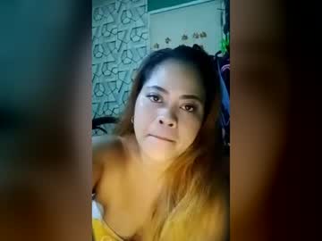 hugeboobsmomxx 🚭 live naked webcam