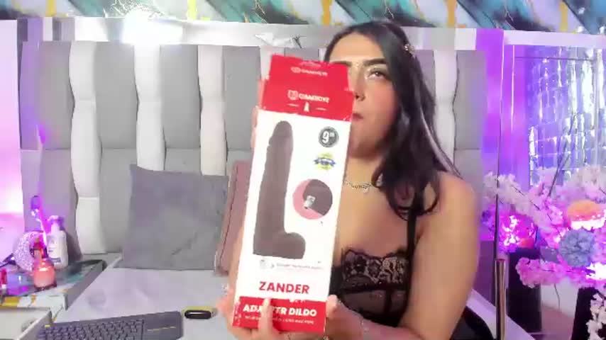 isadiazz ♍ live naked cam