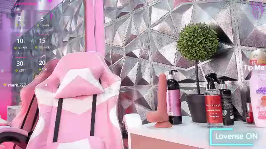 itzel_geneva live