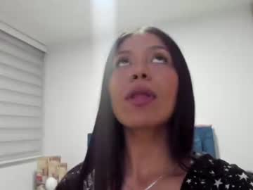julieta_evans_1 live