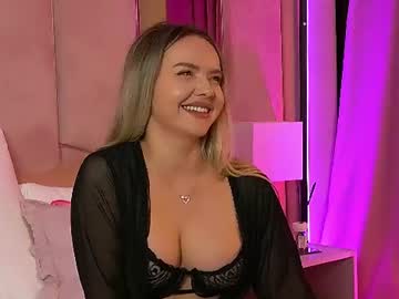 katjolie 🎧 webcam