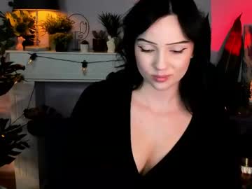 kitty_denise 🚊 naked cam