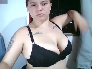 krissone_1 🧘 free nude cam