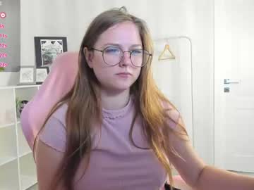 lasly_fox 🤸 naked cam