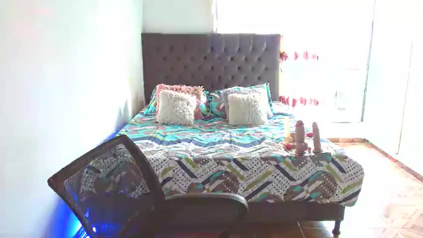 licy_klein 👢 live nude webcam