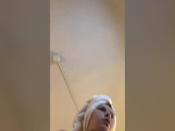 livsopeachy 🦑 live nude cam