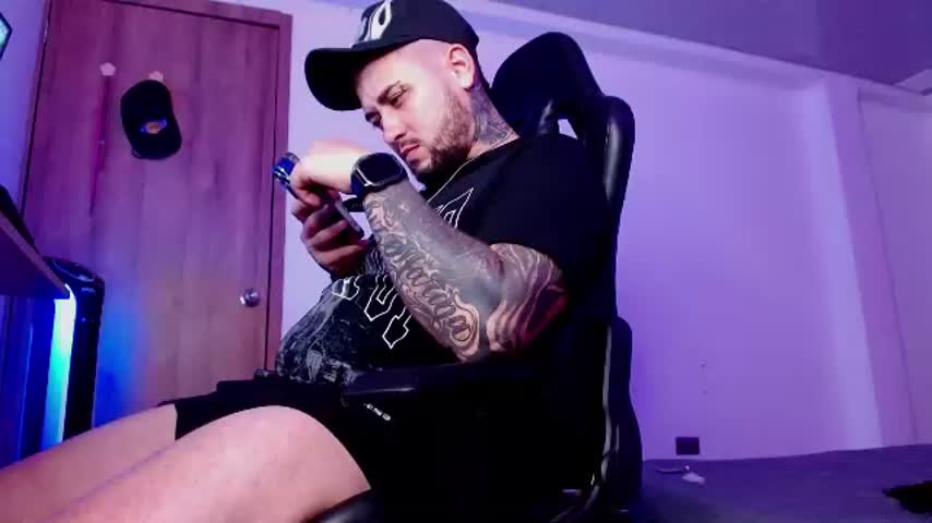 lliamm_2 ⏲ free nude cam