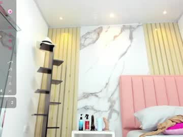 lorenadavies 🕦 live show