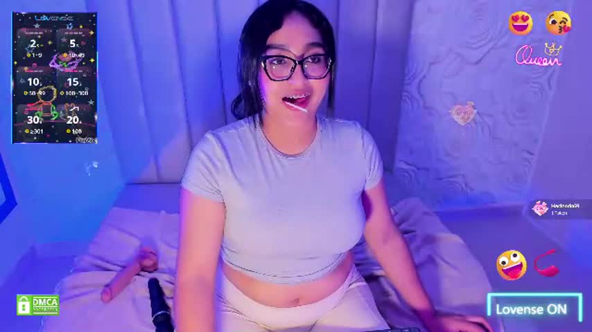 lya_dubois_ 🧣 nude show