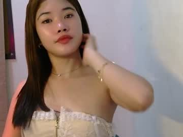 mae_luna 😨 adult chat