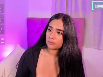 maeena live