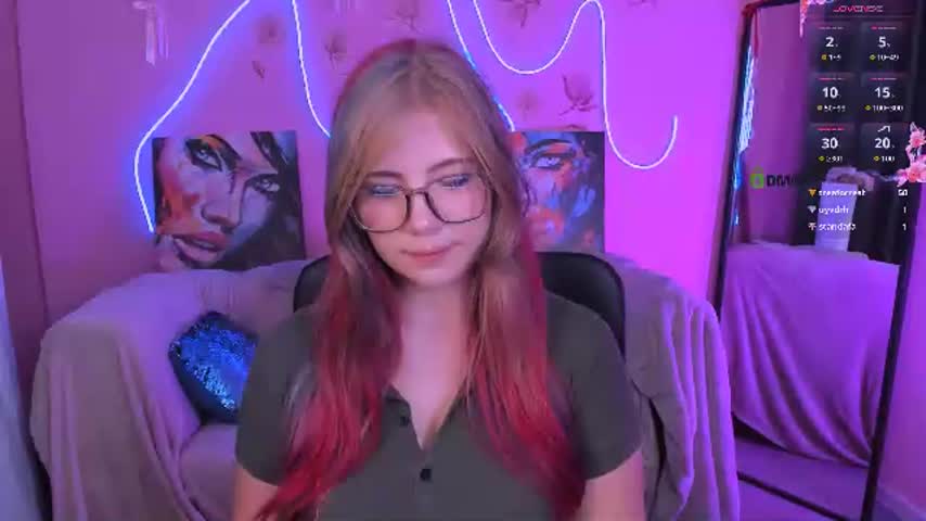 maya_dreamm 🚑 webcam