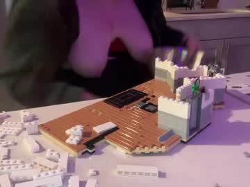 mayorofwhoreisland live
