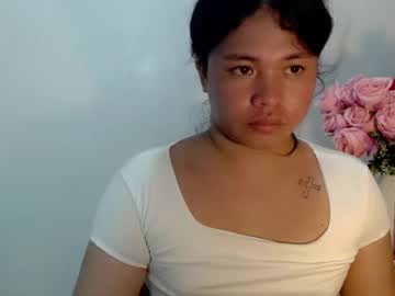 megan_younng 🗨 live chat