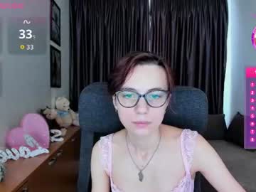 minilysi 🕙 free naked chat