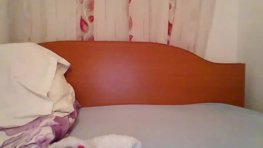 naomy_jully live