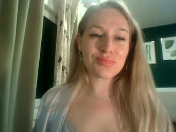 nerelly 🏇 live online chat