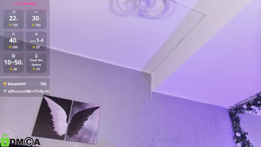 nicollepink_ live
