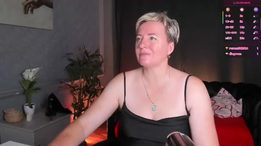 nika_smit 🎶 online nude webcam