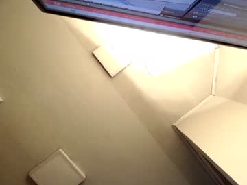 penelope_witts live
