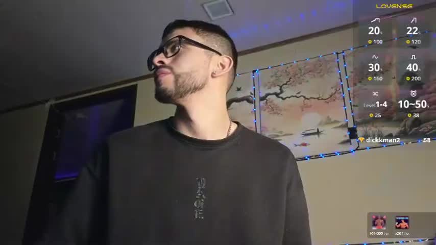 phantom_bigger1 🧗 live show