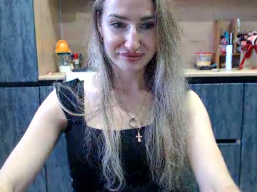ramikely 🦈 webcam chat