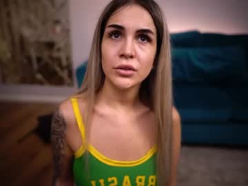 roshen_amira 🔋 live nude chat