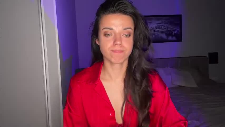 scarlet_daisy_ live