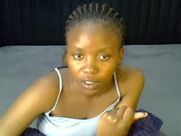 shanell_kiss live