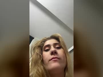 silviamerchan live