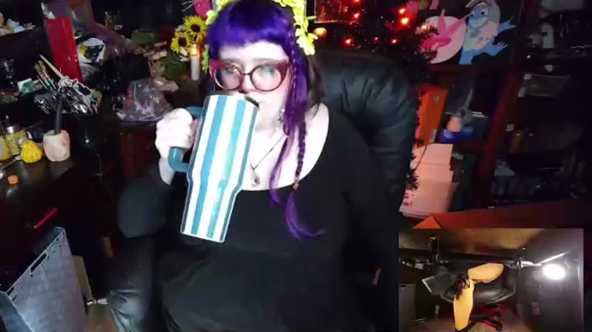 sinstresshemlock 😷 live sex chat