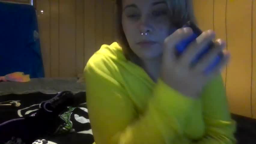 smittenpikachuu live