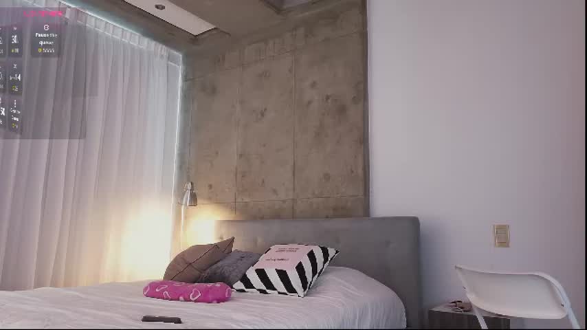 tarawhite_ live