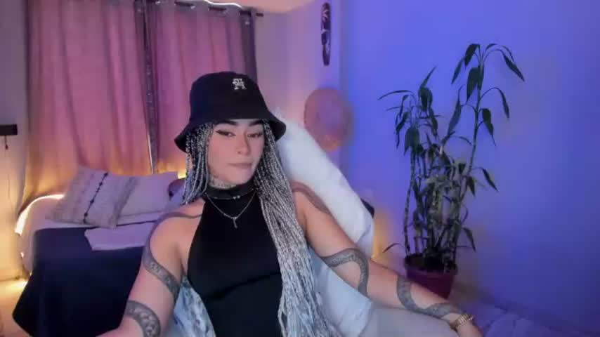 vayolett_bass 🍗 online sex cam