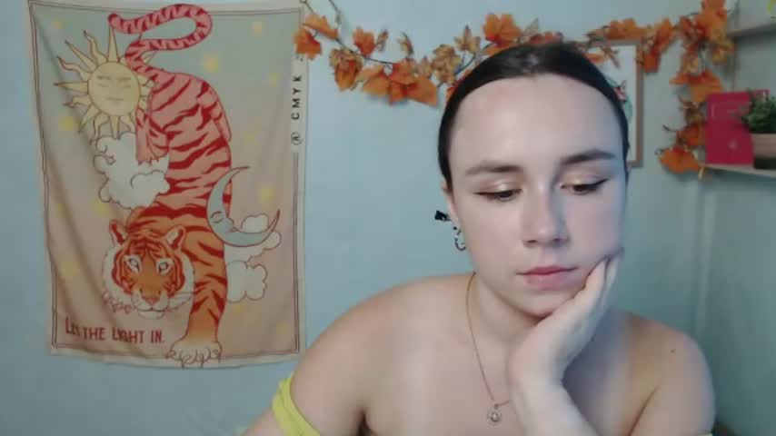 veryveryvery_shy 💢 adult webcam chat